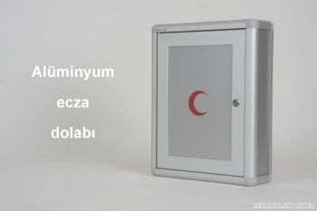 Metal ecza dolab kilitli